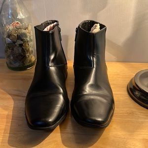 Mens Calvin Klein black leather dress shoes